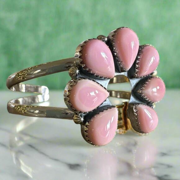 Natural Pink Conch Naja Cuff Bracelet Adjustable